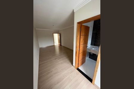 Casa à venda com 3 quartos, 160m² em Parque Sao Domingos, São Paulo