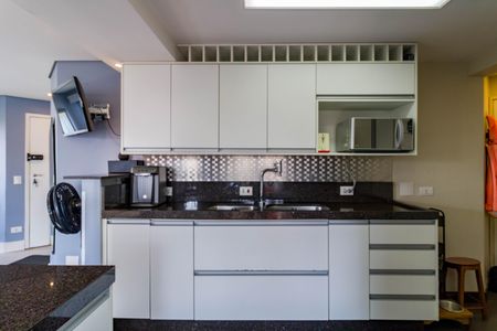 Apartamento à venda com 145m², 3 quartos e 3 vagas Apartamento à venda com 145m², 3 quartos e 3 vagasCozinha