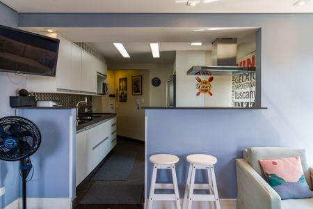 Apartamento à venda com 145m², 3 quartos e 3 vagas Apartamento à venda com 145m², 3 quartos e 3 vagasCozinha