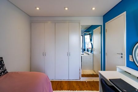 Apartamento à venda com 145m², 3 quartos e 3 vagas Apartamento à venda com 145m², 3 quartos e 3 vagasQuarto 1