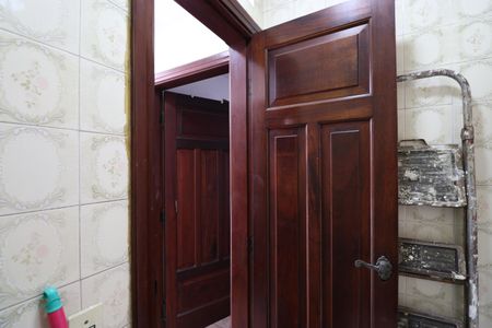 Casa à venda com 142m², 3 quartos e 3 vagasBanheiro de serviço