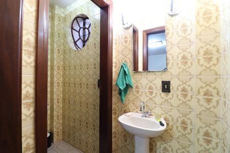 Casa à venda com 142m², 3 quartos e 3 vagasLavabo Sala