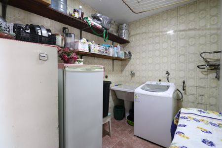 Casa à venda com 142m², 3 quartos e 3 vagasÁrea de Serviço