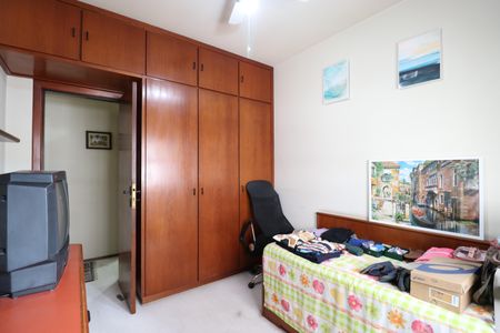 Casa à venda com 142m², 3 quartos e 3 vagasQuarto 2