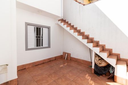 Casa à venda com 200m², 3 quartos e 2 vagas Casa à venda com 200m², 3 quartos e 2 vagasÁrea de Serviço
