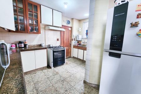 Apartamento à venda com 173m², 4 quartos e 1 vaga Apartamento à venda com 173m², 4 quartos e 1 vagaCozinha