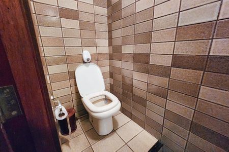 Apartamento à venda com 173m², 4 quartos e 1 vaga Apartamento à venda com 173m², 4 quartos e 1 vagaLavabo