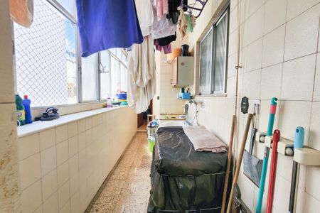 Apartamento à venda com 173m², 4 quartos e 1 vaga Apartamento à venda com 173m², 4 quartos e 1 vagaÁrea de Serviço