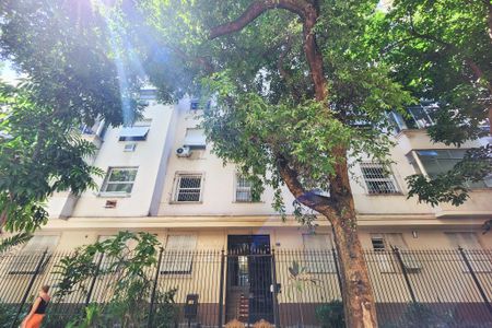 Apartamento à venda com 173m², 4 quartos e 1 vaga Apartamento à venda com 173m², 4 quartos e 1 vagaFachada