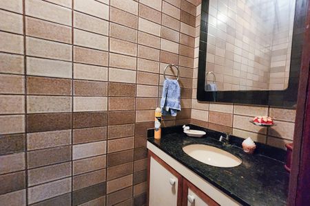 Apartamento à venda com 173m², 4 quartos e 1 vaga Apartamento à venda com 173m², 4 quartos e 1 vagaLavabo