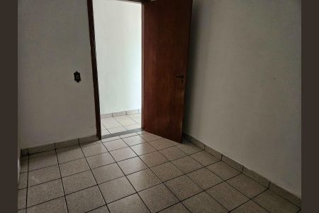 Casa à venda com 223m², 5 quartos e 4 vagas Casa à venda com 223m², 5 quartos e 4 vagasQuarto 3