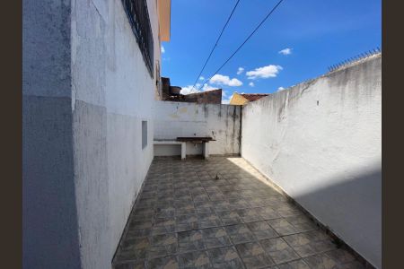 Casa à venda com 223m², 5 quartos e 4 vagas Casa à venda com 223m², 5 quartos e 4 vagasÁrea Externa