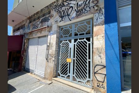 Apartamento à venda com 95m², 3 quartos e 2 vagas Apartamento à venda com 95m², 3 quartos e 2 vagasFachada