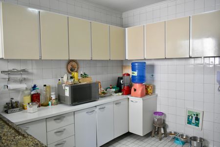 Apartamento à venda com 95m², 3 quartos e 2 vagas Apartamento à venda com 95m², 3 quartos e 2 vagasCozinha