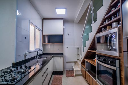 Apartamento à venda com 100m², 2 quartos e 1 vaga Apartamento à venda com 100m², 2 quartos e 1 vagaCozinha