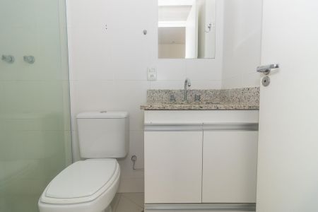 Apartamento à venda com 193m², 3 quartos e 3 vagas Apartamento à venda com 193m², 3 quartos e 3 vagasBanheiro Superior