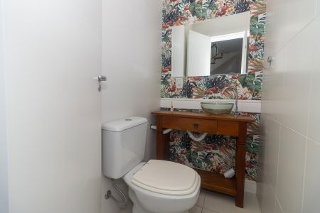 Apartamento à venda com 193m², 3 quartos e 3 vagas Apartamento à venda com 193m², 3 quartos e 3 vagasLavabo Sala