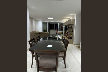 Apartamento à venda com 142m², 3 quartos e 2 vagas