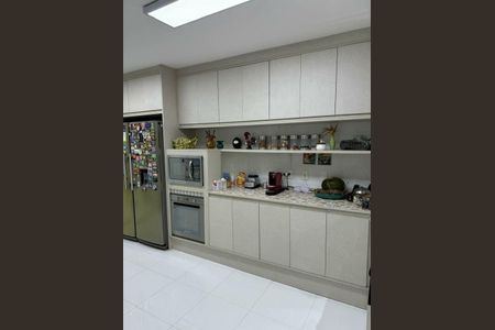 Apartamento à venda com 142m², 3 quartos e 2 vagas