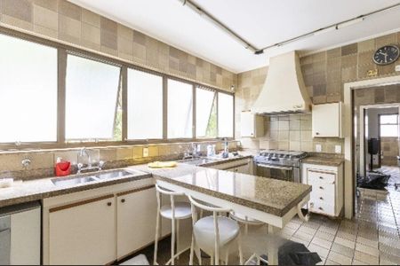Apartamento à venda com 387m², 4 quartos e 5 vagas