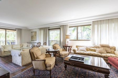 Apartamento à venda com 387m², 4 quartos e 5 vagas