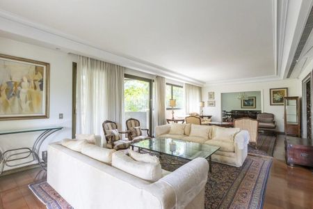 Apartamento à venda com 387m², 4 quartos e 5 vagas