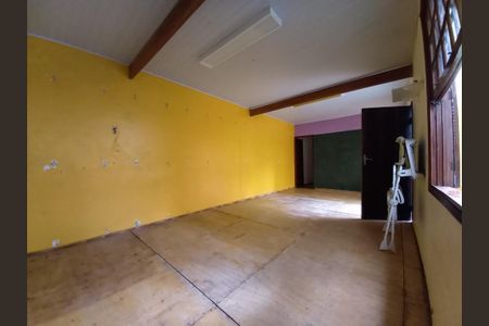 Casa à venda com 334m², 4 quartos e 2 vagas