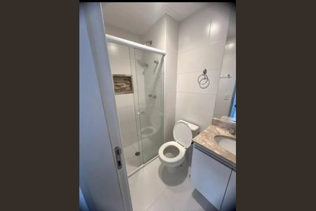 Apartamento à venda com 77m², 2 quartos e 1 vaga