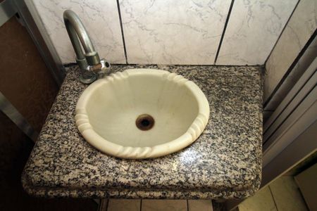 Casa à venda com 110m², 2 quartos e sem vagaBanheiro de serviço