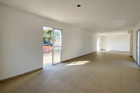 Apartamento à venda com 62m², 2 quartos e 1 vaga Apartamento à venda com 62m², 2 quartos e 1 vagaÁrea comum - Salão de festas