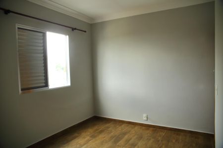 Apartamento à venda com 77m², 2 quartos e 1 vagaQuarto 2