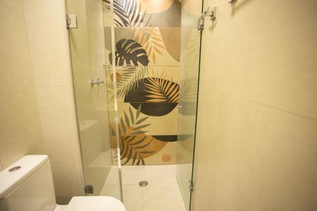 Apartamento à venda com 62m², 2 quartos e 1 vaga Apartamento à venda com 62m², 2 quartos e 1 vagaBanheiro