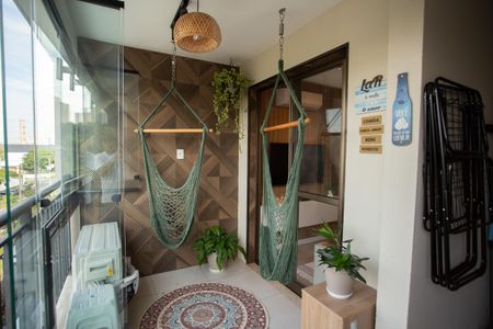 Apartamento à venda com 62m², 2 quartos e 1 vaga Apartamento à venda com 62m², 2 quartos e 1 vagaVaranda