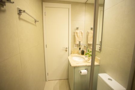 Apartamento à venda com 62m², 2 quartos e 1 vaga Apartamento à venda com 62m², 2 quartos e 1 vagaBanheiro