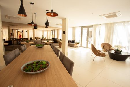 Apartamento à venda com 62m², 2 quartos e 1 vaga Apartamento à venda com 62m², 2 quartos e 1 vagaÁrea comum - Salão de festas