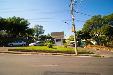 Apartamento à venda com 76m², 3 quartos e 1 vaga Apartamento à venda com 76m², 3 quartos e 1 vagaPortaria