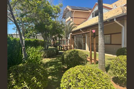 Casa de condomínio à venda com 252m², 4 quartos e 4 vagasÁrea comum - Playground