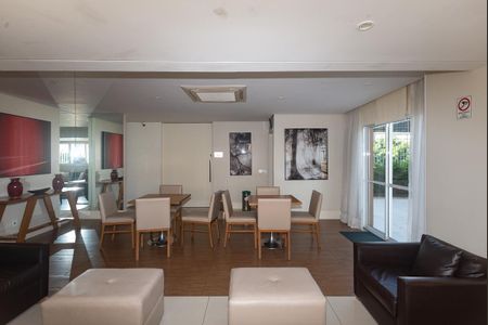 Apartamento à venda com 64m², 2 quartos e 1 vagaÁrea Comum - Minimercado