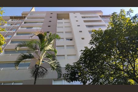 Apartamento à venda com 64m², 2 quartos e 1 vagaFachada