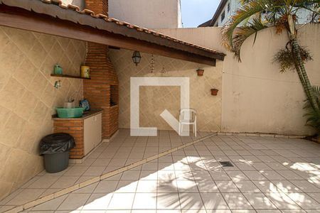 Casa à venda com 262m², 4 quartos e 2 vagas Casa à venda com 262m², 4 quartos e 2 vagasÁrea comum