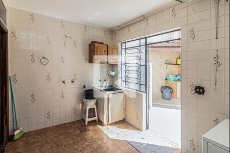 Casa à venda com 262m², 4 quartos e 2 vagas Casa à venda com 262m², 4 quartos e 2 vagasÁrea de Serviço