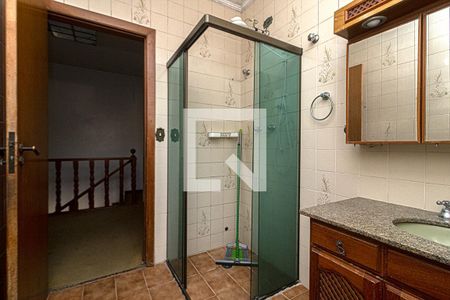 Casa à venda com 262m², 4 quartos e 2 vagas Casa à venda com 262m², 4 quartos e 2 vagasBanheiro Social