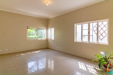 Casa à venda com 484m², 5 quartos e 6 vagas Casa à venda com 484m², 5 quartos e 6 vagasSala 3