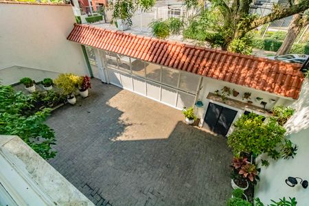 Casa à venda com 484m², 5 quartos e 6 vagas Casa à venda com 484m², 5 quartos e 6 vagasvista da Sala