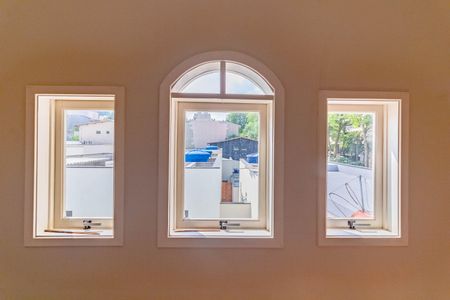 Casa à venda com 484m², 5 quartos e 6 vagas Casa à venda com 484m², 5 quartos e 6 vagasQuarto 3