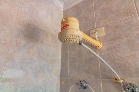 Casa à venda com 484m², 5 quartos e 6 vagas Casa à venda com 484m², 5 quartos e 6 vagasBanheiro Social