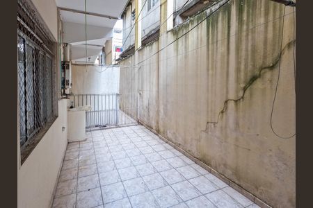 Casa para alugar com 360m², 5 quartos e 2 vagas Casa para alugar com 360m², 5 quartos e 2 vagasÁrea de Serviço 3