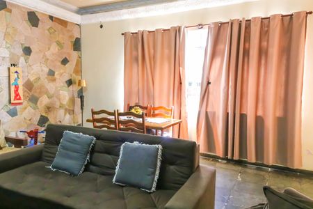 Casa à venda com 732m², 8 quartos e 8 vagas Casa à venda com 732m², 8 quartos e 8 vagasSala - Casa 1