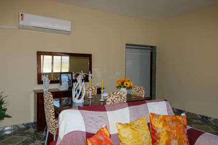 Casa à venda com 732m², 8 quartos e 8 vagas Casa à venda com 732m², 8 quartos e 8 vagasSala - Casa 3