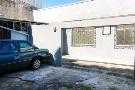 Casa à venda com 732m², 8 quartos e 8 vagas Casa à venda com 732m², 8 quartos e 8 vagasQuintal